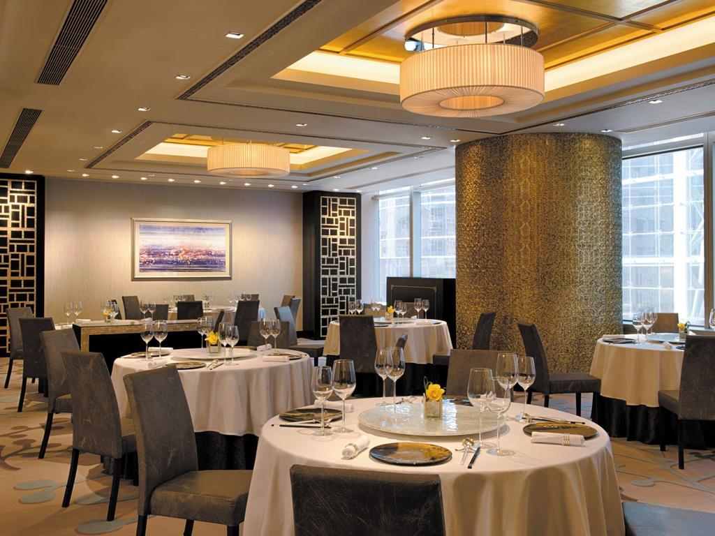 Cordis, Hong Kong Hotel Kültér fotó The interior of the restaurant